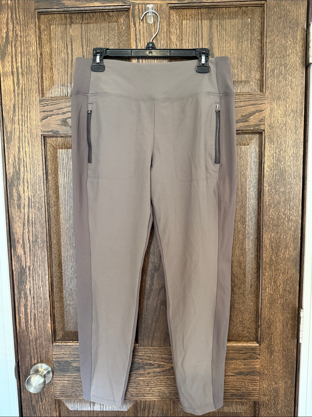 Athleta Headlands Hybrid Tight Leggings — Taupe Brown Neutral Size 16 27” inseam